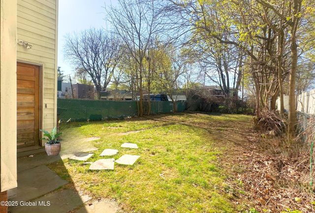 219 Delaware Avenue, Albany, NY 12209