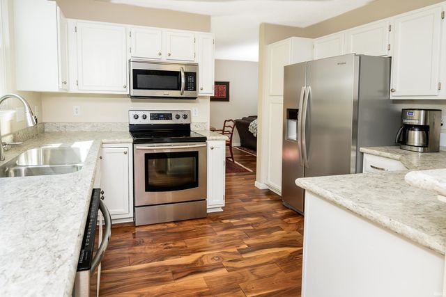 2145 S White Tail Run, Bloomington, IN 47401