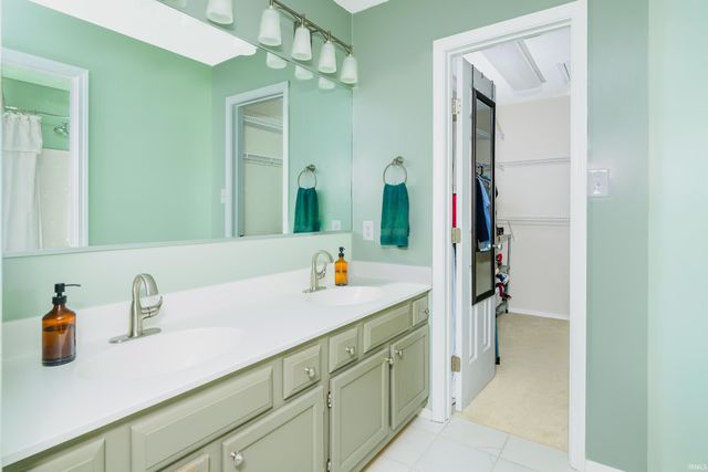 2145 S White Tail Run, Bloomington, IN 47401