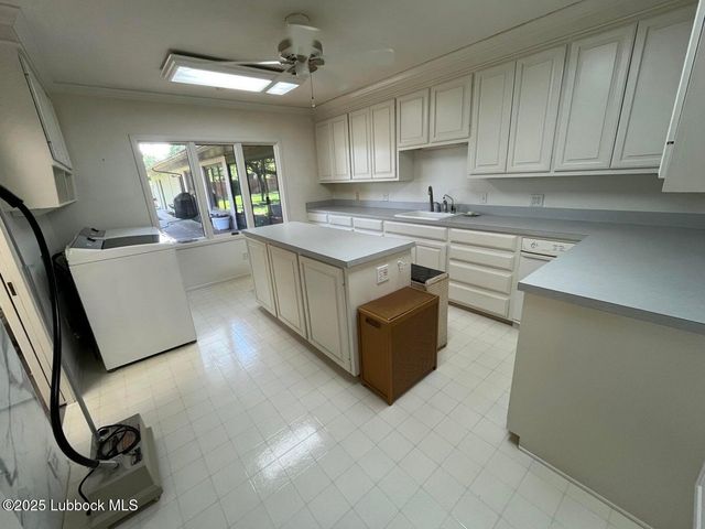 103 Yucca Terrace, Plainview, TX 79072