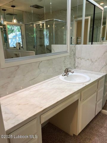 103 Yucca Terrace, Plainview, TX 79072