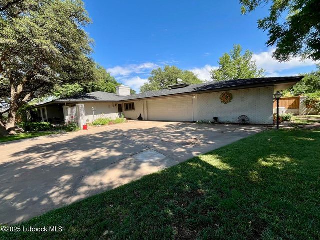 103 Yucca Terrace, Plainview, TX 79072