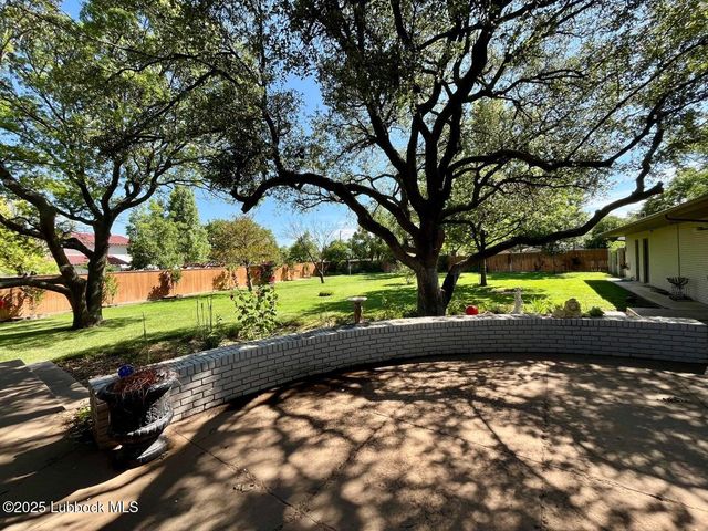 103 Yucca Terrace, Plainview, TX 79072