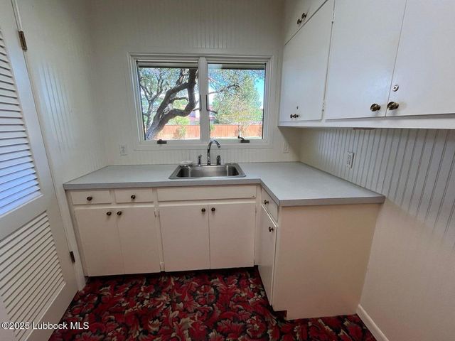 103 Yucca Terrace, Plainview, TX 79072