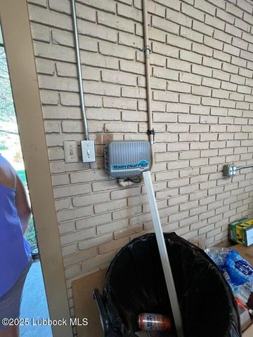 103 Yucca Terrace, Plainview, TX 79072