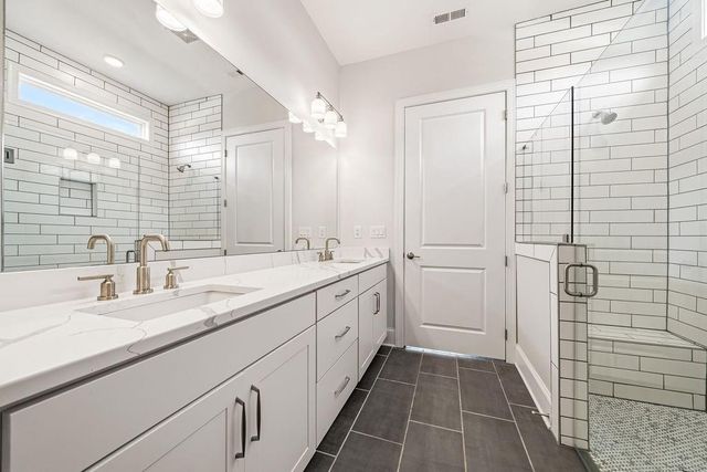 261 Vinca Circle NW, Kennesaw, GA 30144