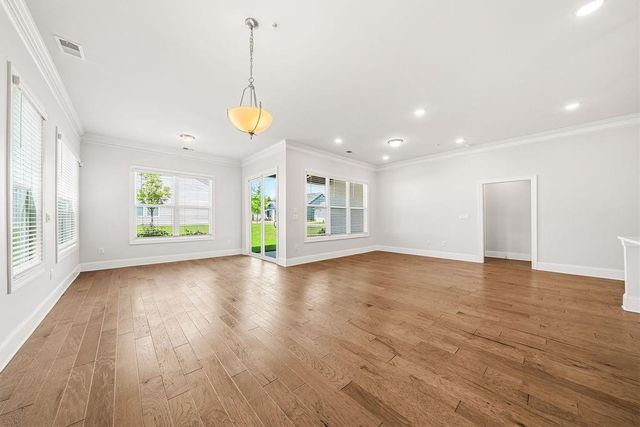261 Vinca Circle NW, Kennesaw, GA 30144