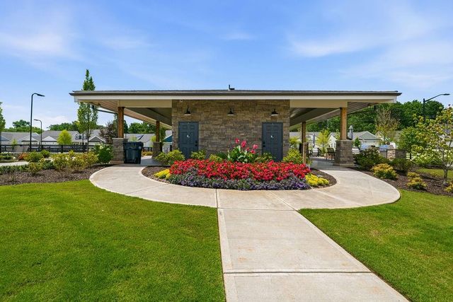 261 Vinca Circle NW, Kennesaw, GA 30144