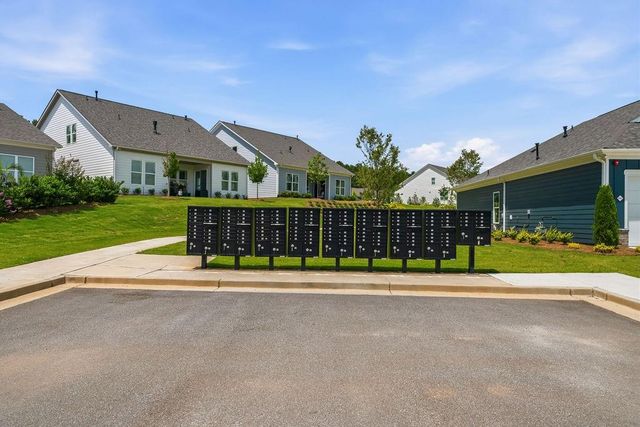 261 Vinca Circle NW, Kennesaw, GA 30144
