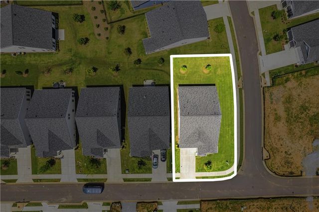 261 Vinca Circle NW, Kennesaw, GA 30144