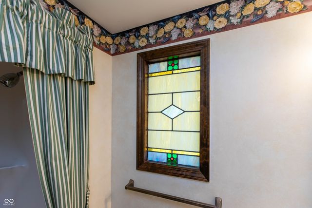 1221 S Poplar Street, Seymour, IN 47274