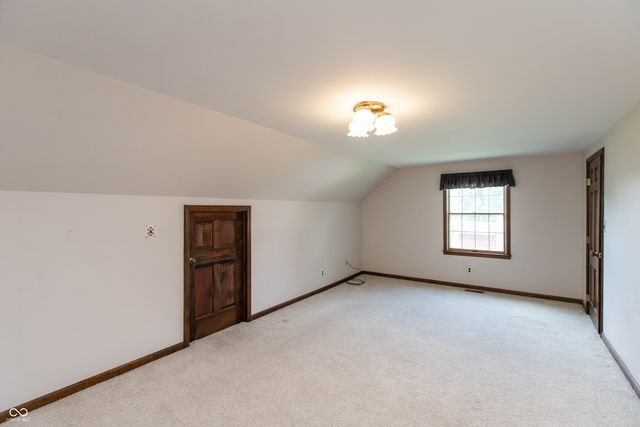 1221 S Poplar Street, Seymour, IN 47274