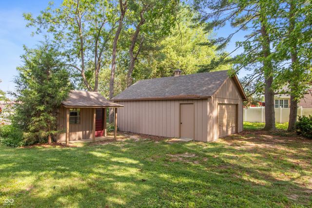 1221 S Poplar Street, Seymour, IN 47274