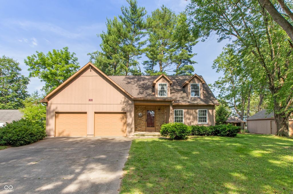 1221 S Poplar Street, Seymour, IN 47274