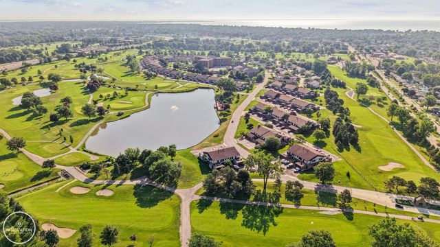 1074 Country Club Drive, St Clair Shores, MI 48082