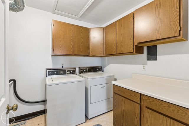 1074 Country Club Drive, St Clair Shores, MI 48082
