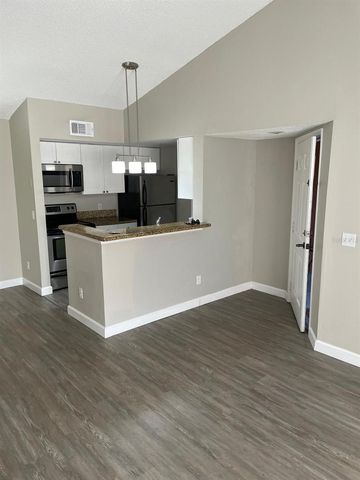 5140 CONROY ROAD 35, Orlando, FL 32811