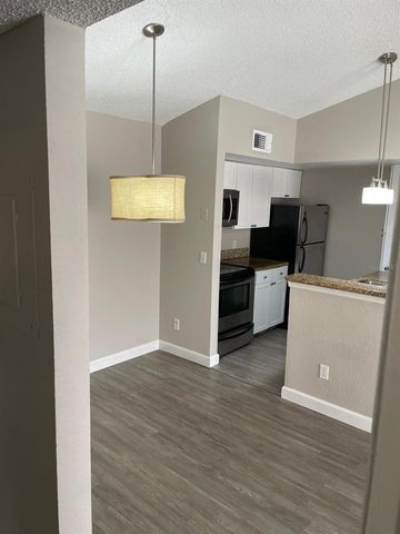 5140 CONROY ROAD 35, Orlando, FL 32811