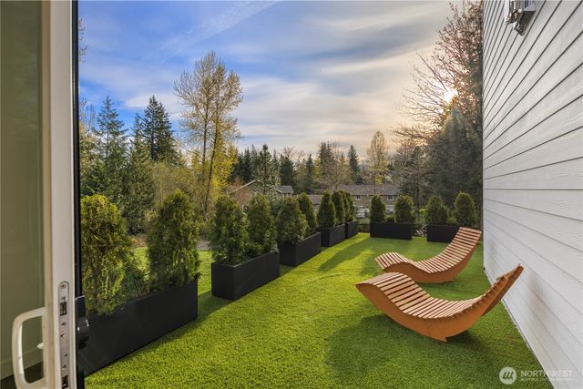 9730 354th Avenue SE, Snoqualmie, WA 98065