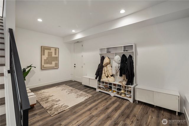 9730 354th Avenue SE, Snoqualmie, WA 98065