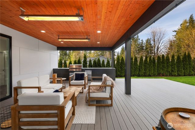 9730 354th Avenue SE, Snoqualmie, WA 98065