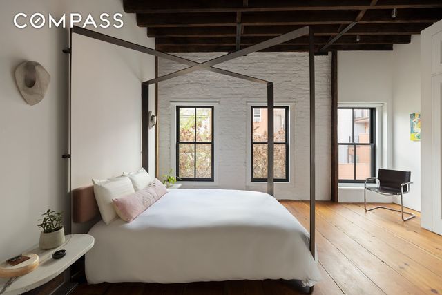 132 S 1st Street, New York City, NY 11249