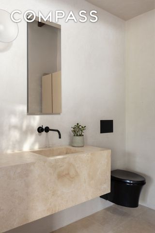 132 S 1st Street, New York City, NY 11249