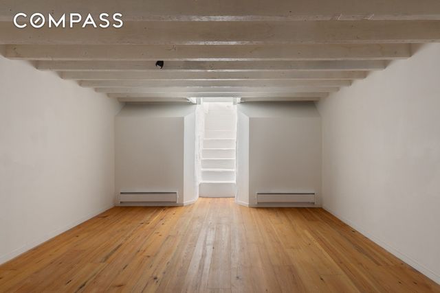 132 S 1st Street, New York City, NY 11249