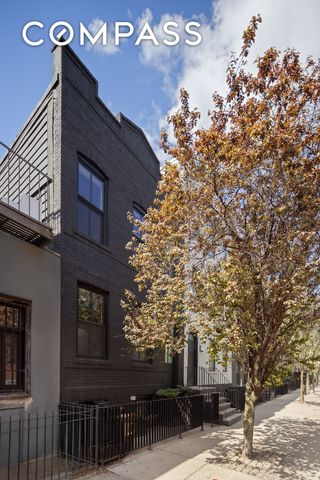132 S 1st Street, New York City, NY 11249