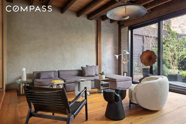 132 S 1st Street, New York City, NY 11249