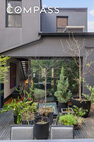 132 S 1st Street, New York City, NY 11249