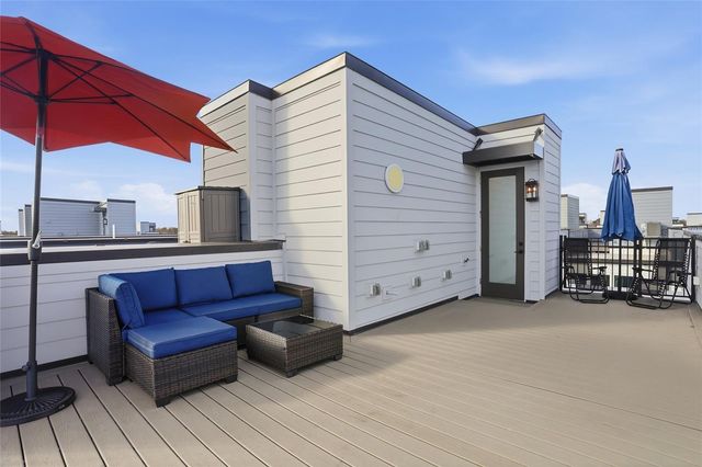 2038 PACKING DISTRICT WAY, Orlando, FL 32804