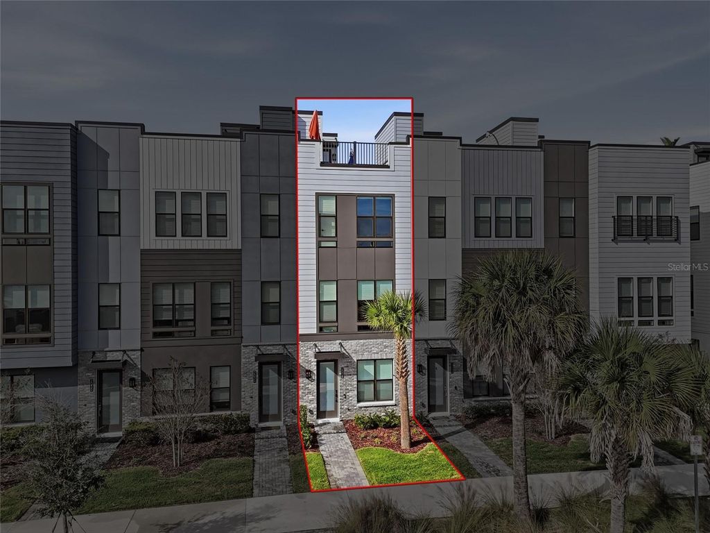 Image 2 of property listing at 2038 PACKING DISTRICT WAY, Orlando, FL 32804