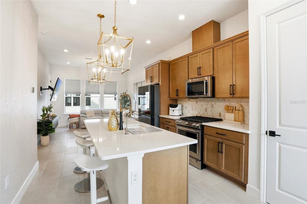 Image 13 of property listing at 2038 PACKING DISTRICT WAY, Orlando, FL 32804