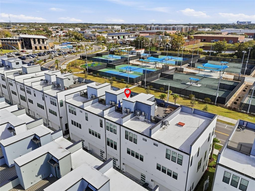 Image 37 of property listing at 2038 PACKING DISTRICT WAY, Orlando, FL 32804