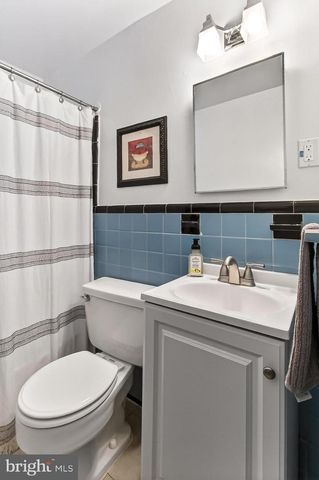 3304 SLADE RUN DR, Falls Church, VA 22042