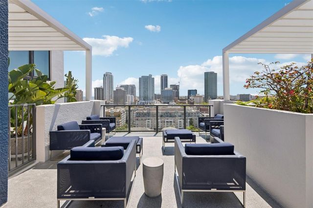 226 5TH AVENUE N 801, St Petersburg, FL 33701