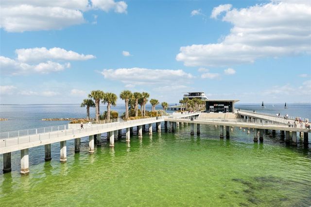 226 5TH AVENUE N 801, St Petersburg, FL 33701