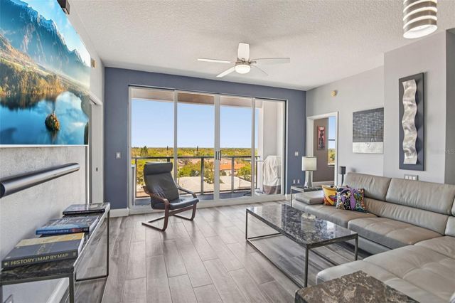 226 5TH AVENUE N 801, St Petersburg, FL 33701