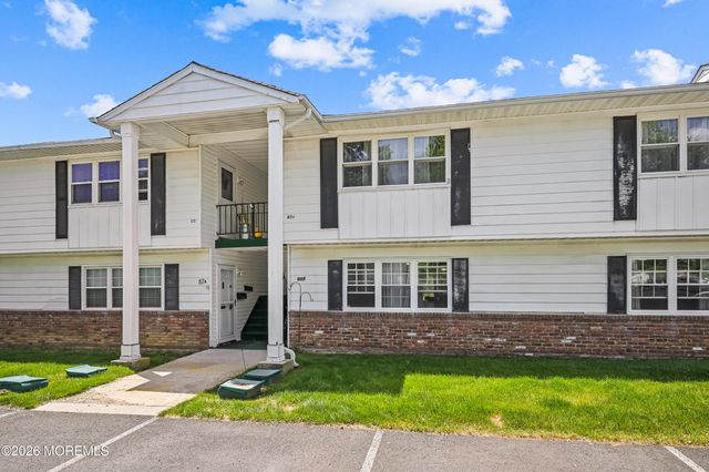 67 Galewood Drive B, Matawan, NJ 07747