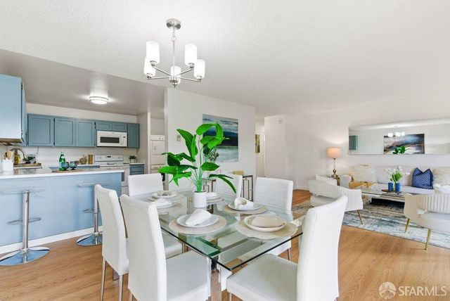 208 North Lake Merced Hills 3C, San Francisco, CA 94132