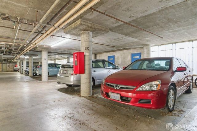 208 North Lake Merced Hills 3C, San Francisco, CA 94132