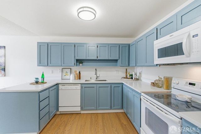 208 North Lake Merced Hills 3C, San Francisco, CA 94132