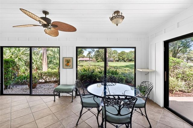 111 Prestwick Circle 1, Vero Beach, FL 32967