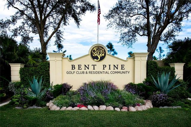 111 Prestwick Circle 1, Vero Beach, FL 32967