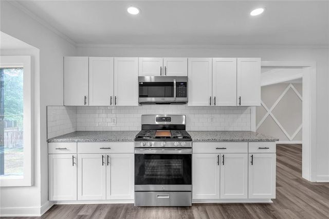 2541 Poplar Street, Snellville, GA 30078