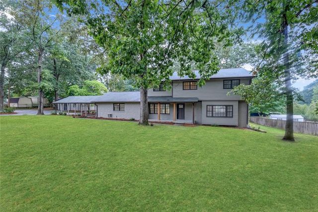 2541 Poplar Street, Snellville, GA 30078