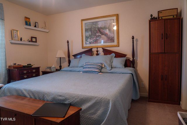 2406 Old Stagecoach Road, Jonesborough, TN 37659