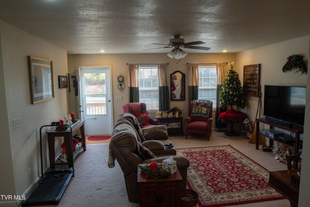 2406 Old Stagecoach Road, Jonesborough, TN 37659