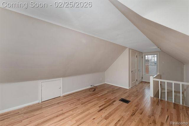 703 W Lewiston Avenue, Ferndale, MI 48220